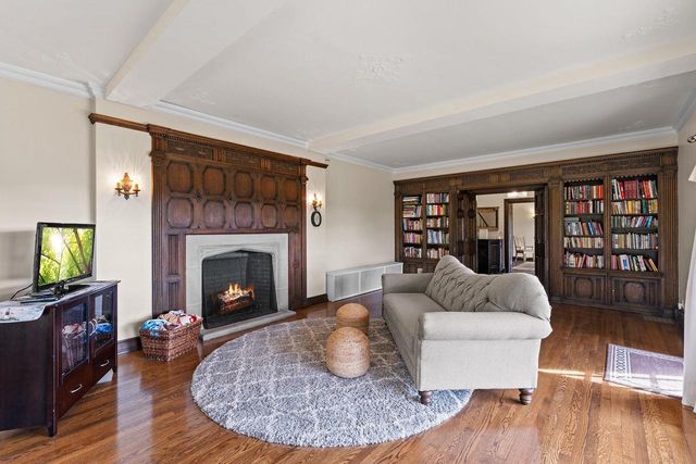 130 10th Avenue, Baraboo, WI 53913