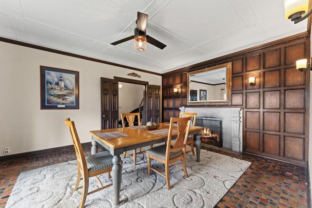 130 10th Avenue, Baraboo, WI 53913