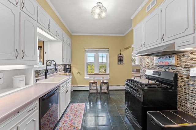 130 10th Avenue, Baraboo, WI 53913