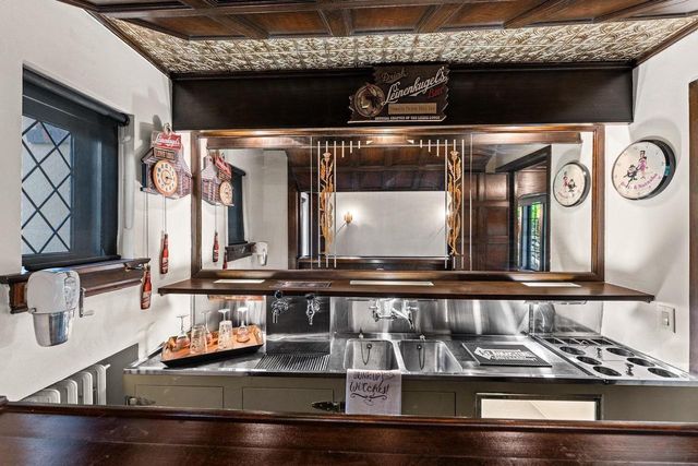 130 10th Avenue, Baraboo, WI 53913