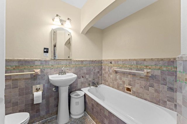 130 10th Avenue, Baraboo, WI 53913