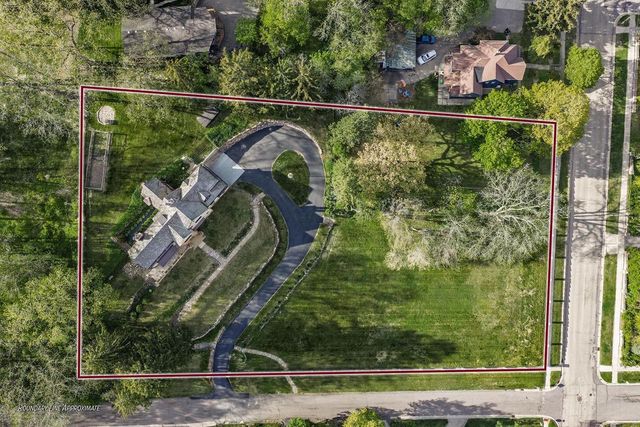 130 10th Avenue, Baraboo, WI 53913