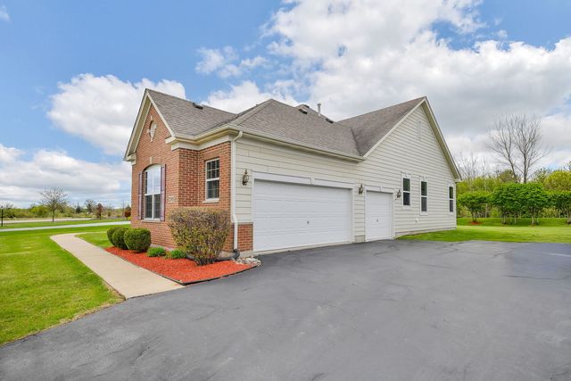 2393 Bryn Mawr Lane, Crystal Lake, IL 60014