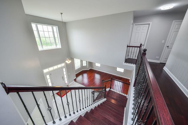2393 Bryn Mawr Lane, Crystal Lake, IL 60014
