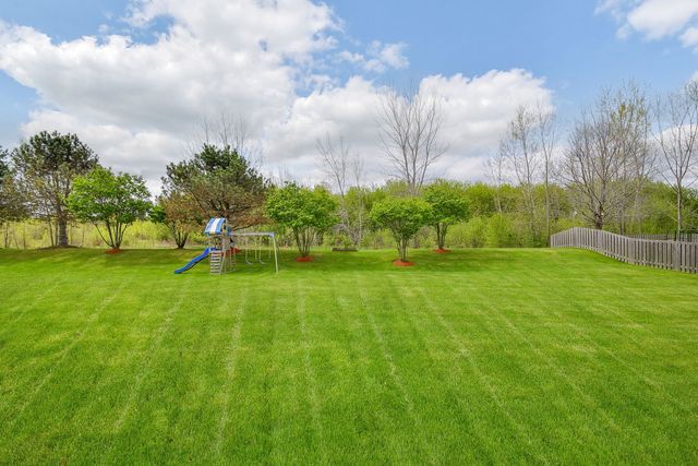 2393 Bryn Mawr Lane, Crystal Lake, IL 60014