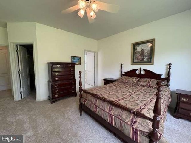 12 IRIS CT, Marlton, NJ 08053