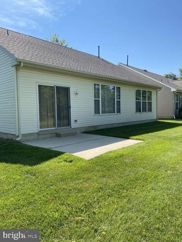 12 IRIS CT, Marlton, NJ 08053