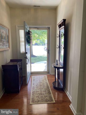 12 IRIS CT, Marlton, NJ 08053