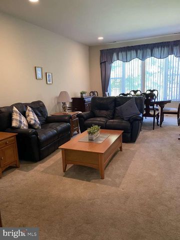 12 IRIS CT, Marlton, NJ 08053