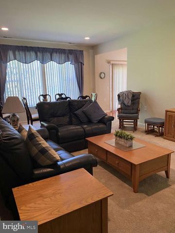12 IRIS CT, Marlton, NJ 08053