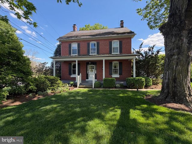 1564 MILLPORT RD, Lancaster, PA 17602