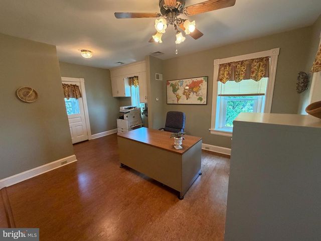 1564 MILLPORT RD, Lancaster, PA 17602