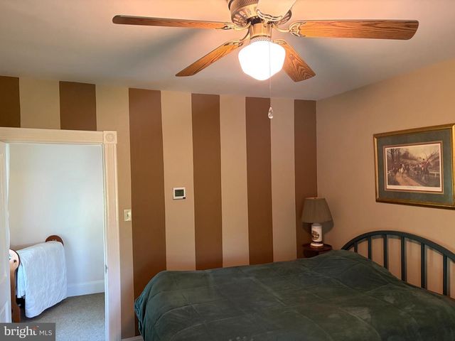 1564 MILLPORT RD, Lancaster, PA 17602