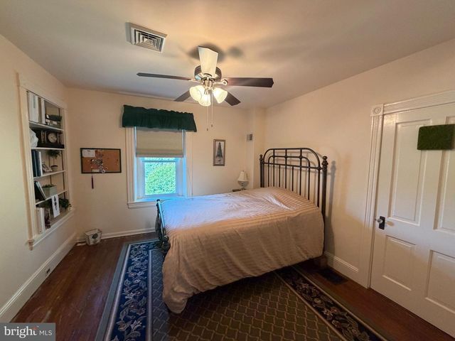 1564 MILLPORT RD, Lancaster, PA 17602