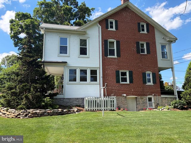 1564 MILLPORT RD, Lancaster, PA 17602