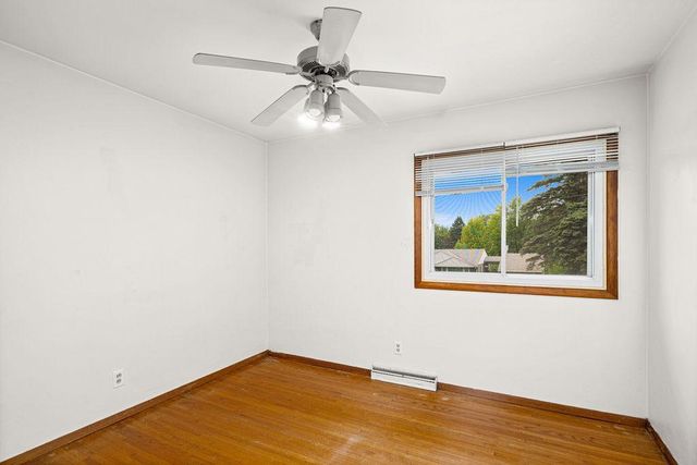 126 E Niagara Street, Duluth, MN 55811