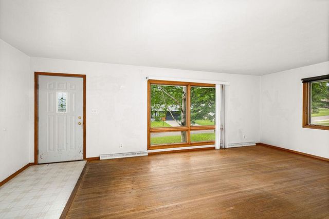 126 E Niagara Street, Duluth, MN 55811