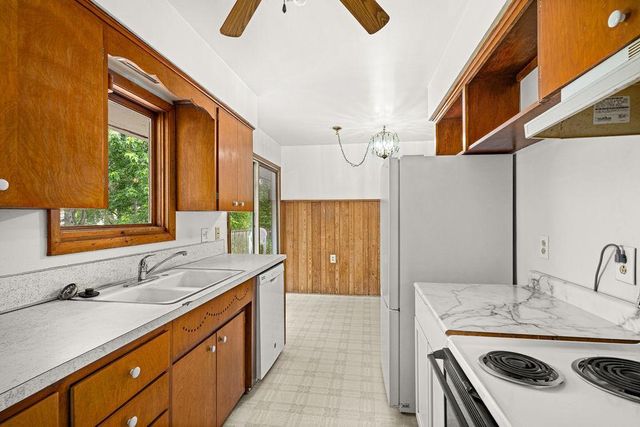 126 E Niagara Street, Duluth, MN 55811