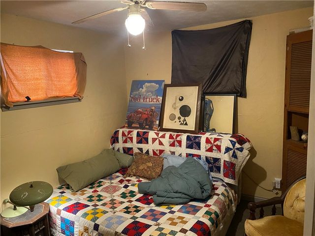 215 Stone Bridge Road, Fayetteville, AR 72701