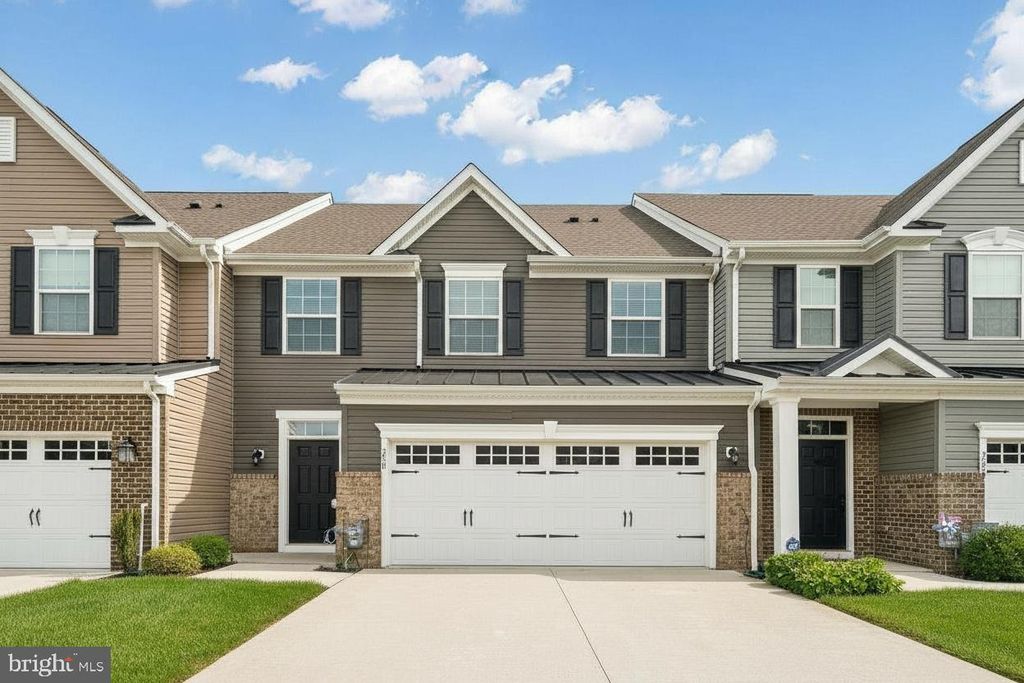 230 HIDDEN ACRES, MOORESTOWN, NJ 08057 — exterior