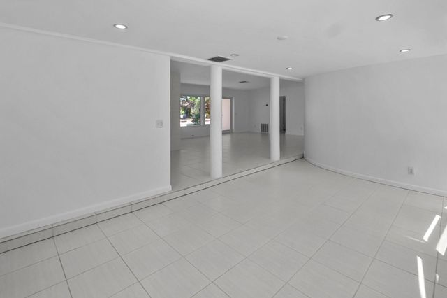 2608 NE 12th Street, Fort Lauderdale, FL 33304