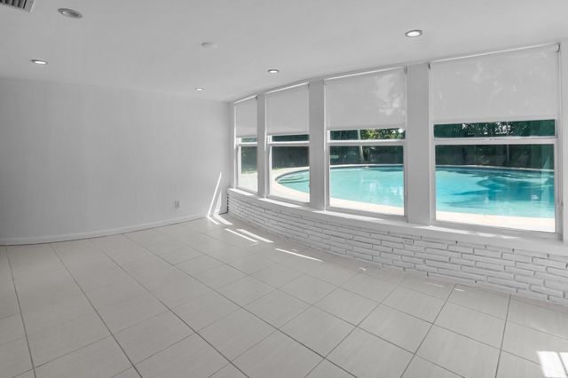 2608 NE 12th Street, Fort Lauderdale, FL 33304