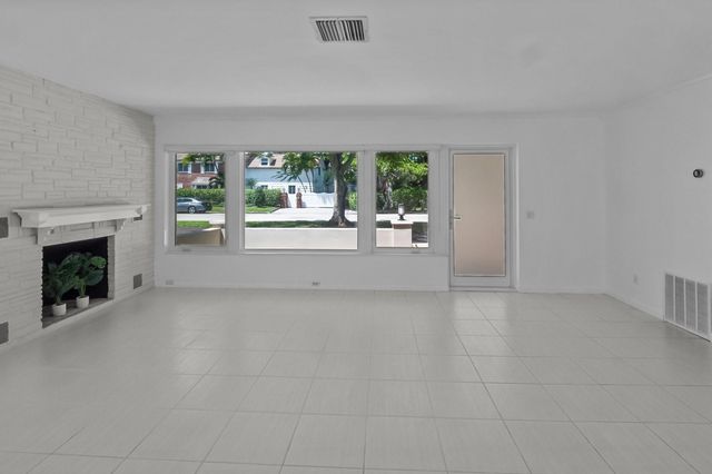 2608 NE 12th Street, Fort Lauderdale, FL 33304
