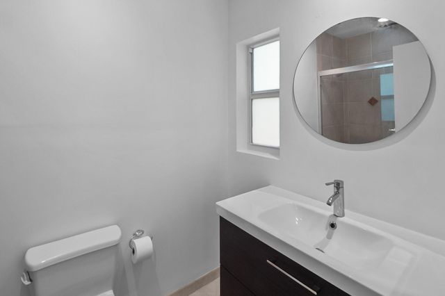 2608 NE 12th Street, Fort Lauderdale, FL 33304