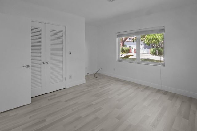 2608 NE 12th Street, Fort Lauderdale, FL 33304