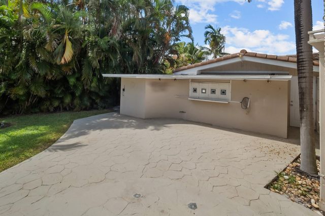 2608 NE 12th Street, Fort Lauderdale, FL 33304