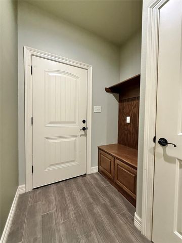 5584 W Grigsby Road, Vidor, TX 77662