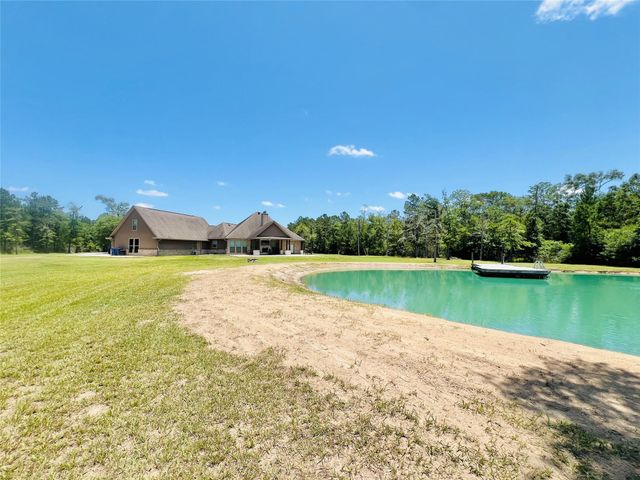 5584 W Grigsby Road, Vidor, TX 77662