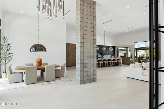 6602 E ASTER Drive, Scottsdale, AZ 85254