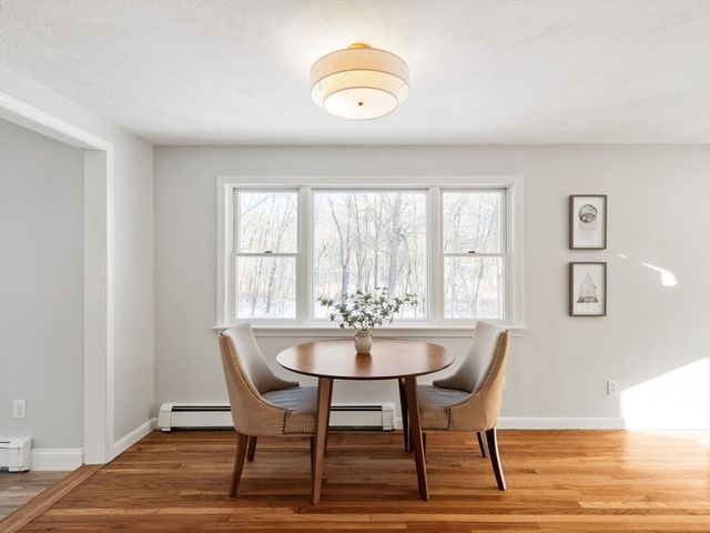 119 Van Norden Rd, Reading, MA 01867