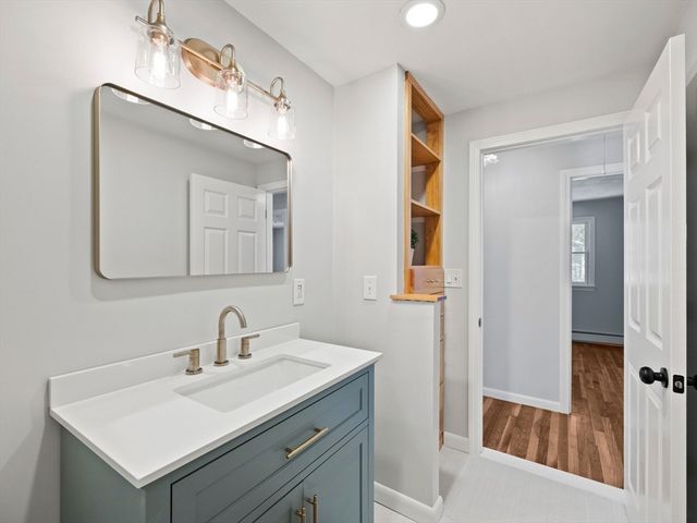 119 Van Norden Rd, Reading, MA 01867