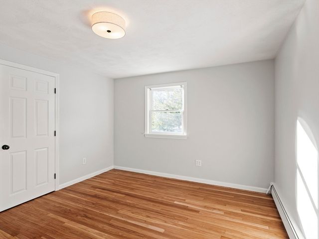 119 Van Norden Rd, Reading, MA 01867