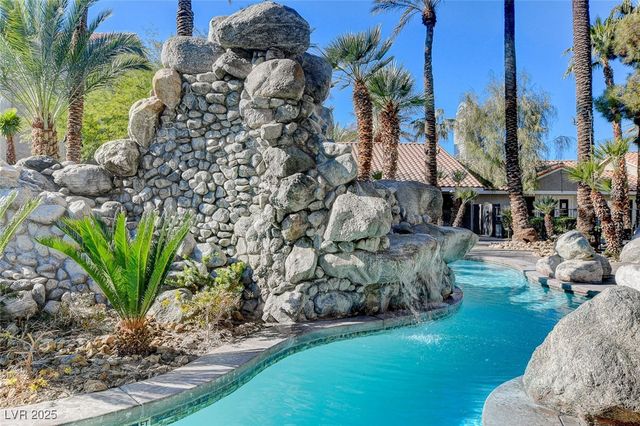 4200 South Valley View Boulevard 2097, Las Vegas, NV 89103