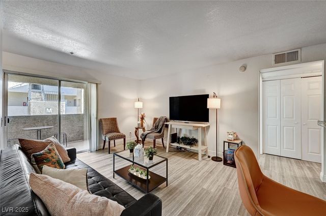 4200 South Valley View Boulevard 2097, Las Vegas, NV 89103