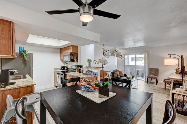 4200 South Valley View Boulevard 2097, Las Vegas, NV 89103