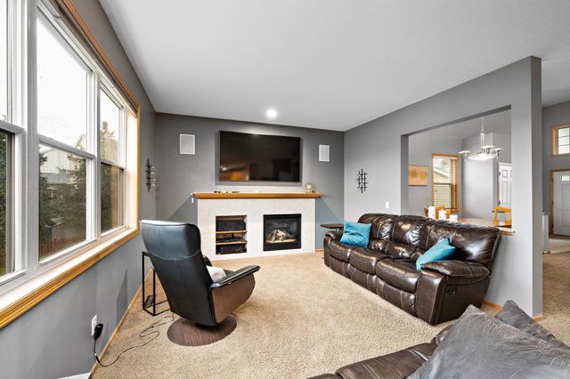 6622 Ashton Circle, Shakopee, MN 55379