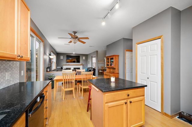 6622 Ashton Circle, Shakopee, MN 55379