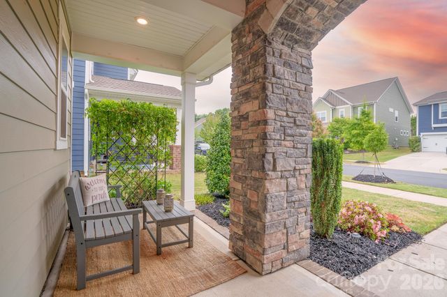 432 Hudson Place, Davidson, NC 28036