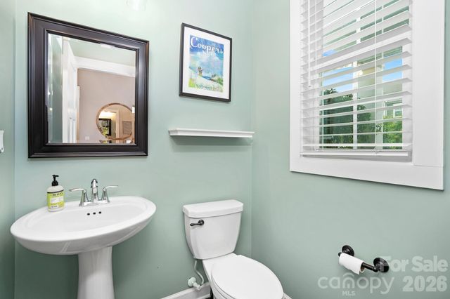 432 Hudson Place, Davidson, NC 28036