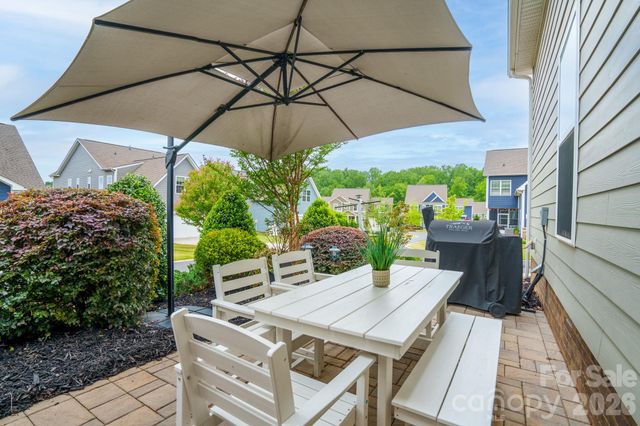 432 Hudson Place, Davidson, NC 28036