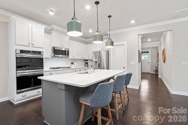 432 Hudson Place, Davidson, NC 28036