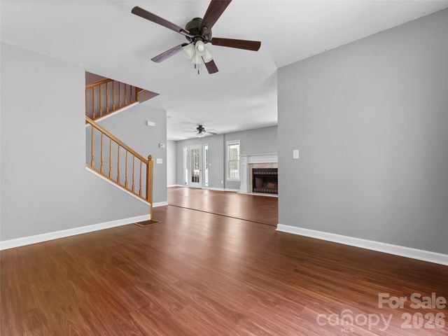 218 Junaluska Oaks Drive, Waynesville, NC 28786