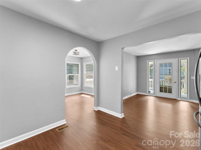 218 Junaluska Oaks Drive, Waynesville, NC 28786