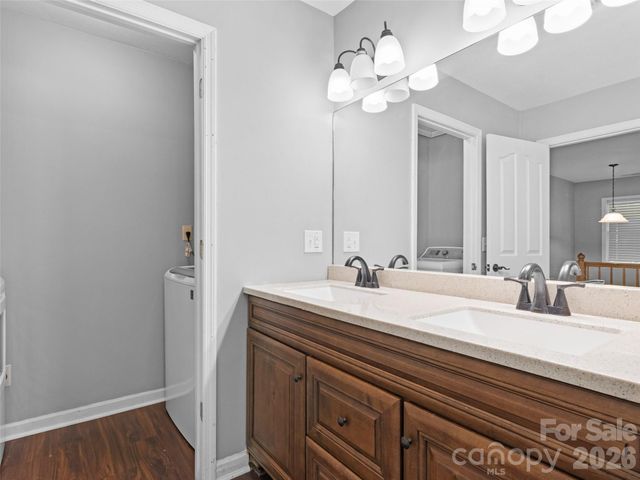 218 Junaluska Oaks Drive, Waynesville, NC 28786