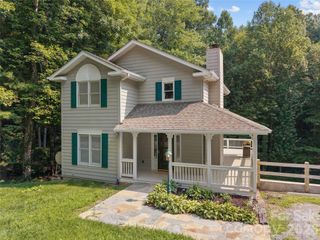 218 Junaluska Oaks Drive, Waynesville, NC 28786