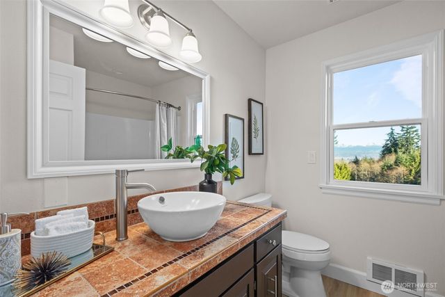 14321 2nd Avenue NW, Marysville, WA 98271